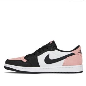 MENS NEVER WORN Air Jordan 1 Low Bleached Coral